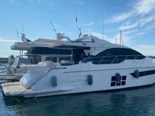 2019 Azimut S6