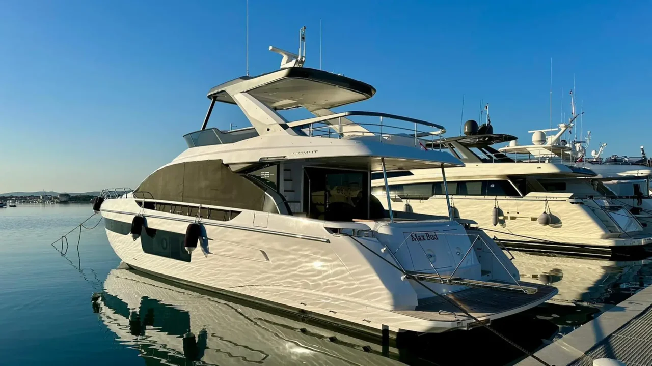 2023 Azimut 68