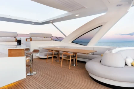 Azimut Yachts Grande 32M - Navis Marine