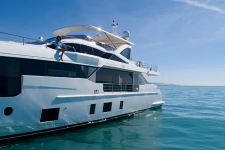 Azimut Yachts Grande 32M - Navis Marine