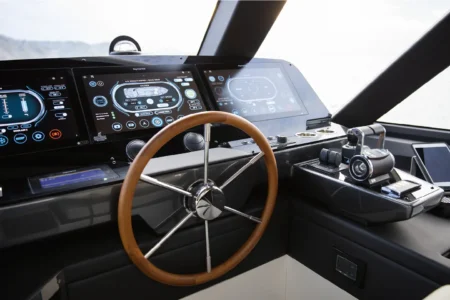 Azimut Yachts Magellano 25M - Navis Marine