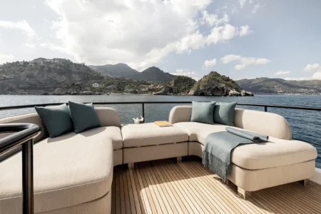 Azimut Yachts Magellano 60 - Navis Marine