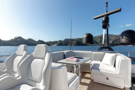 Azimut Yachts S8 - Navis Marine