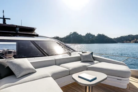 Azimut Yachts S8 - Navis Marine
