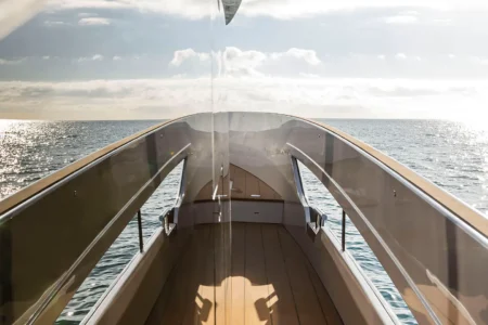 Azimut Yachts Seadeck 6 - Navis Marine