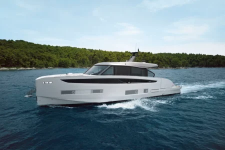 Azimut Yachts Seadeck 6 - Navis Marine