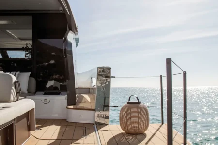 Azimut Yachts Seadeck 6 - Navis Marine