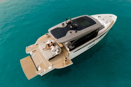 Azimut Yachts Seadeck 6 - Navis Marine