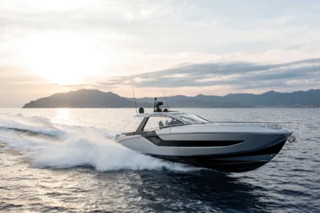Azimut Yachts Verve 48 - Navis Marine