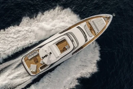 Azimut Yachts Grande 26M - Navis Marine