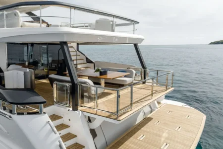 Azimut Yachts Grande 26M - Navis Marine