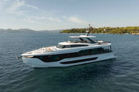 Azimut Yachts Grande 26M - Navis Marine