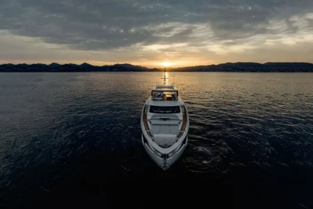 Azimut Yachts Grande 26M - Navis Marine