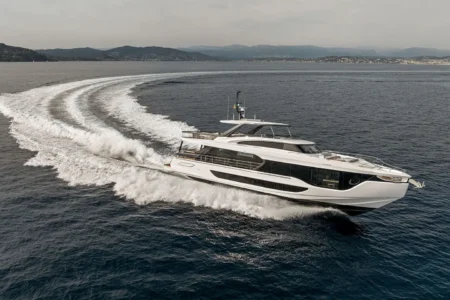 Azimut Yachts Grande 26M - Navis Marine
