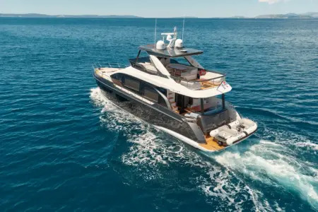 Charter-Azimut-68 - Navis Marine