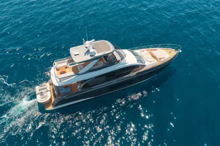 Charter-Azimut-68 - Navis Marine
