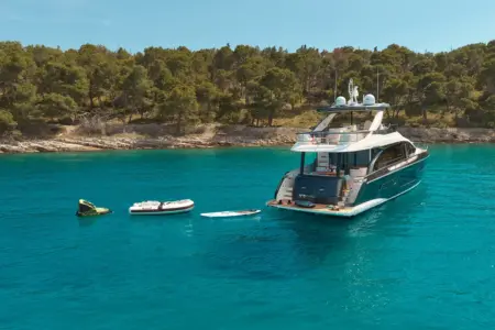 Charter-Azimut-68 - Navis Marine
