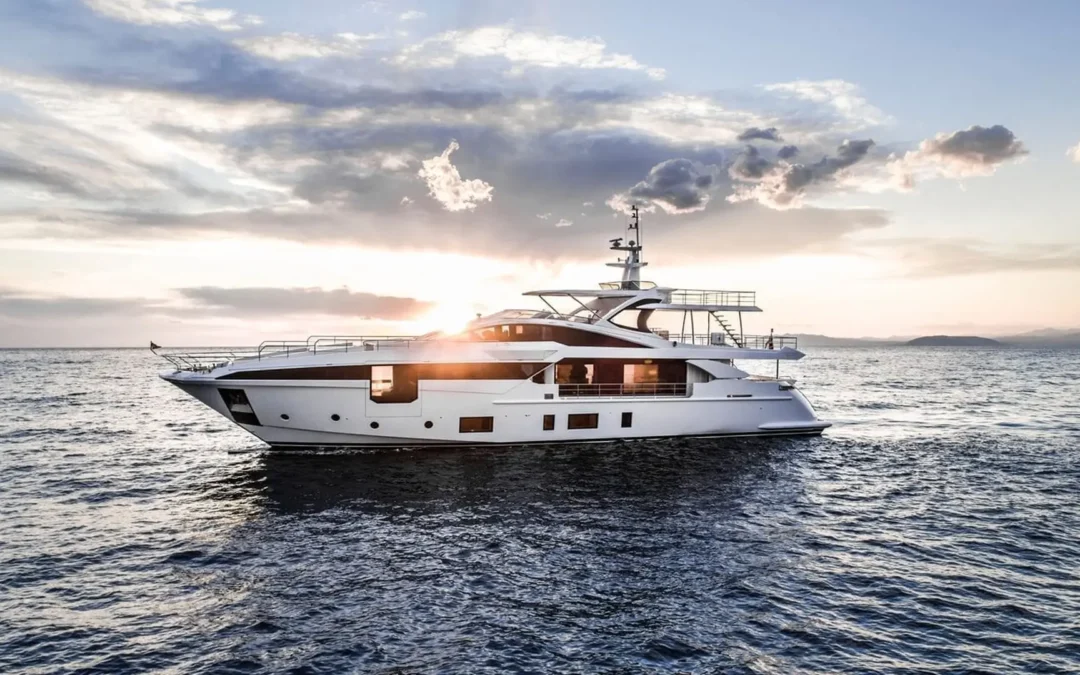 Azimut Grande 35 METRI – M/Y HEED