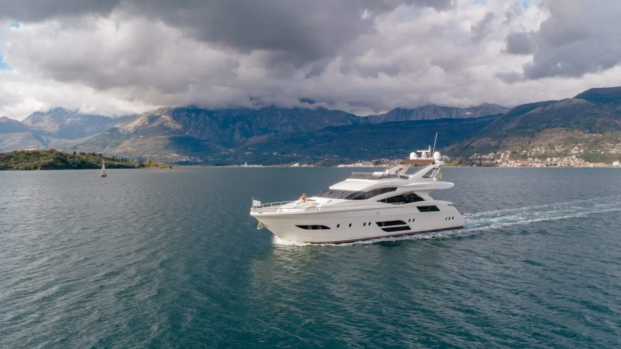 M/Y Saint-Anna