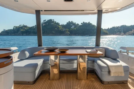 Azimut Yachts Fly 68 - Navis Marine