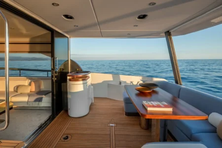 Azimut Yachts Fly 68 - Navis Marine