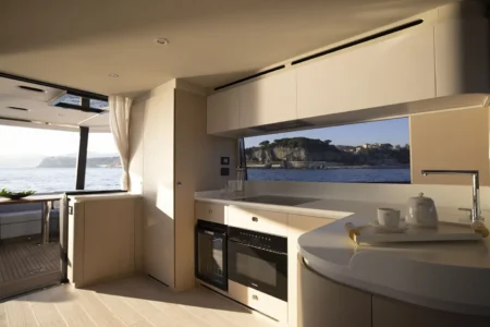 Azimut Yachts Fly 68 - Navis Marine