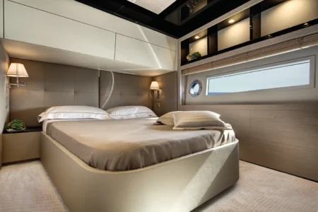 Azimut Yachts Fly 83 - Navis Marine