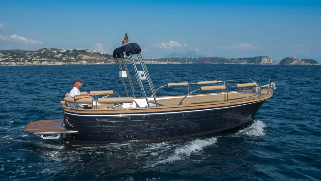 Libeccio 6.50 classic | Navis Marine