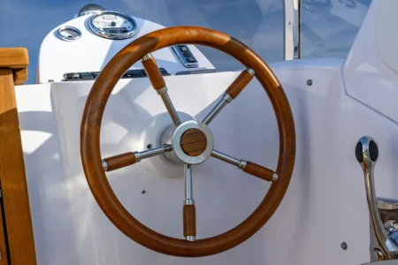 Mimi LIBECCIO 8.50 cabin - Navis Marine