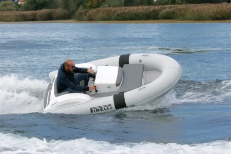 Pirelli Yachts J29 - Navis Marine