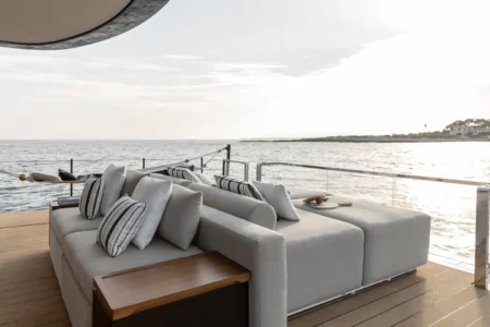 Seadeck S7 Azimut Yachts