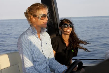 Windy SR52 Blackbird - Navis Marine