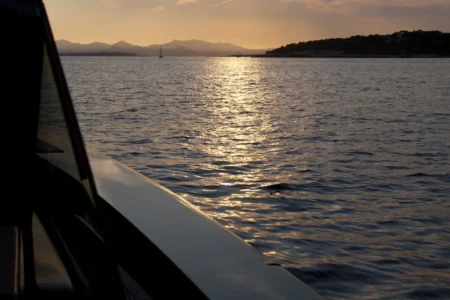 Windy SR52 Blackbird - Navis Marine