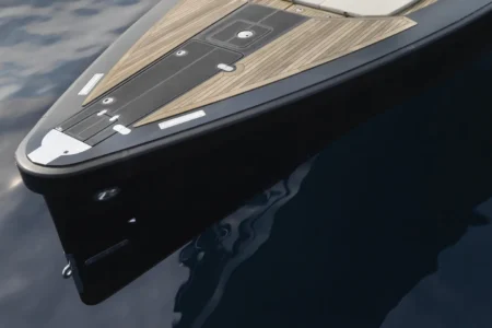 Windy SR52 Blackbird - Navis Marine