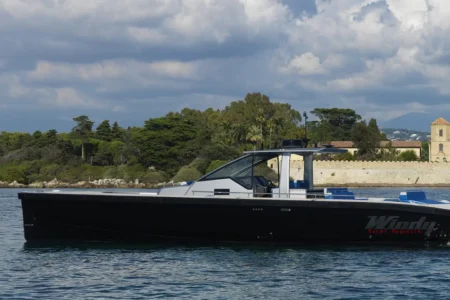 Windy SR52 Blackbird - Navis Marine