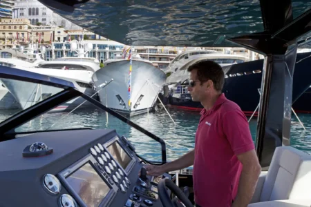 Windy SR52 Blackbird - Navis Marine