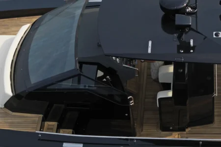 Windy SR52 Blackbird - Navis Marine