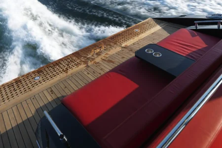 Windy SR52 Blackbird - Navis Marine