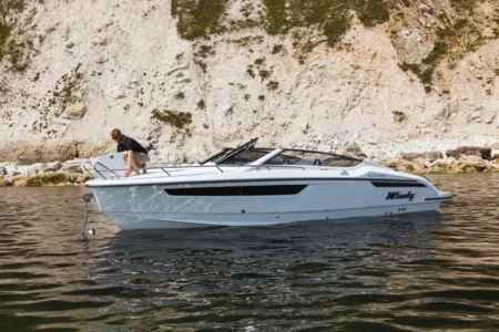 Windy W29 Huracan - Navis Marine