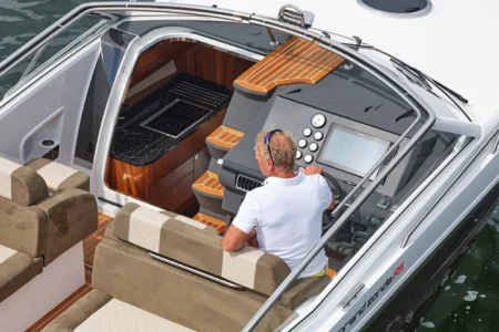 Windy W32 Grand Zonda RS - Navis Marine