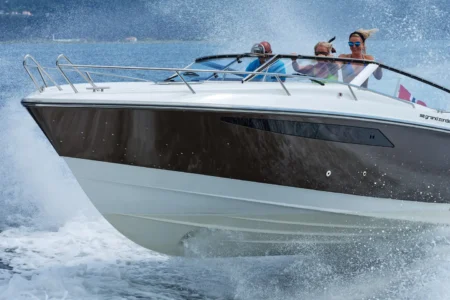 Windy W32 Grand Zonda RS - Navis Marine
