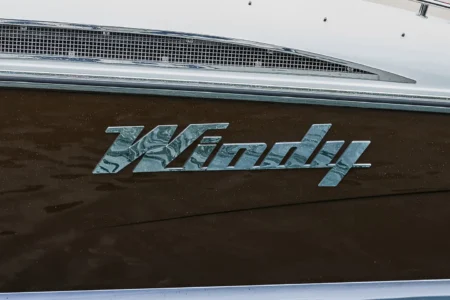 Windy W32 Grand Zonda RS - Navis Marine