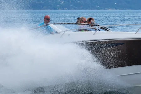 Windy W32 Grand Zonda RS - Navis Marine