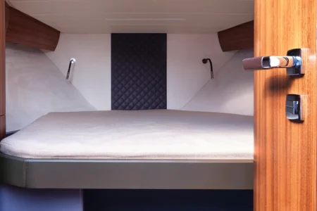 Windy W32 Grand Zonda RS - Navis Marine