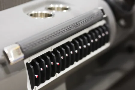 Windy W32 Grand Zonda - Navis Marine