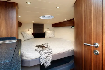 Windy W32 Grand Zonda - Navis Marine