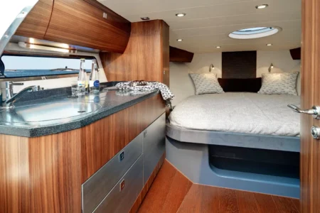 Windy W32 Grand Zonda - Navis Marine