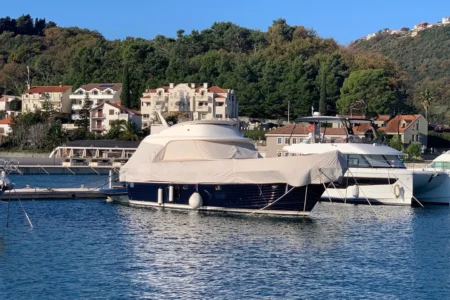 Apremare Yachts 64 Fly - Navis Marine