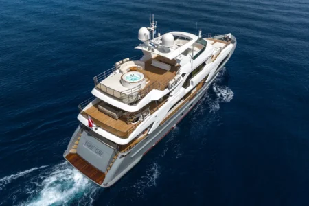 Available now Benetti 2014 Benetti Freeday 132 - Navis Marine