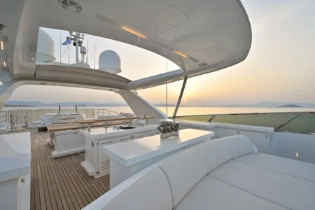 Available now Benetti 2014 Benetti Freeday 132 - Navis Marine